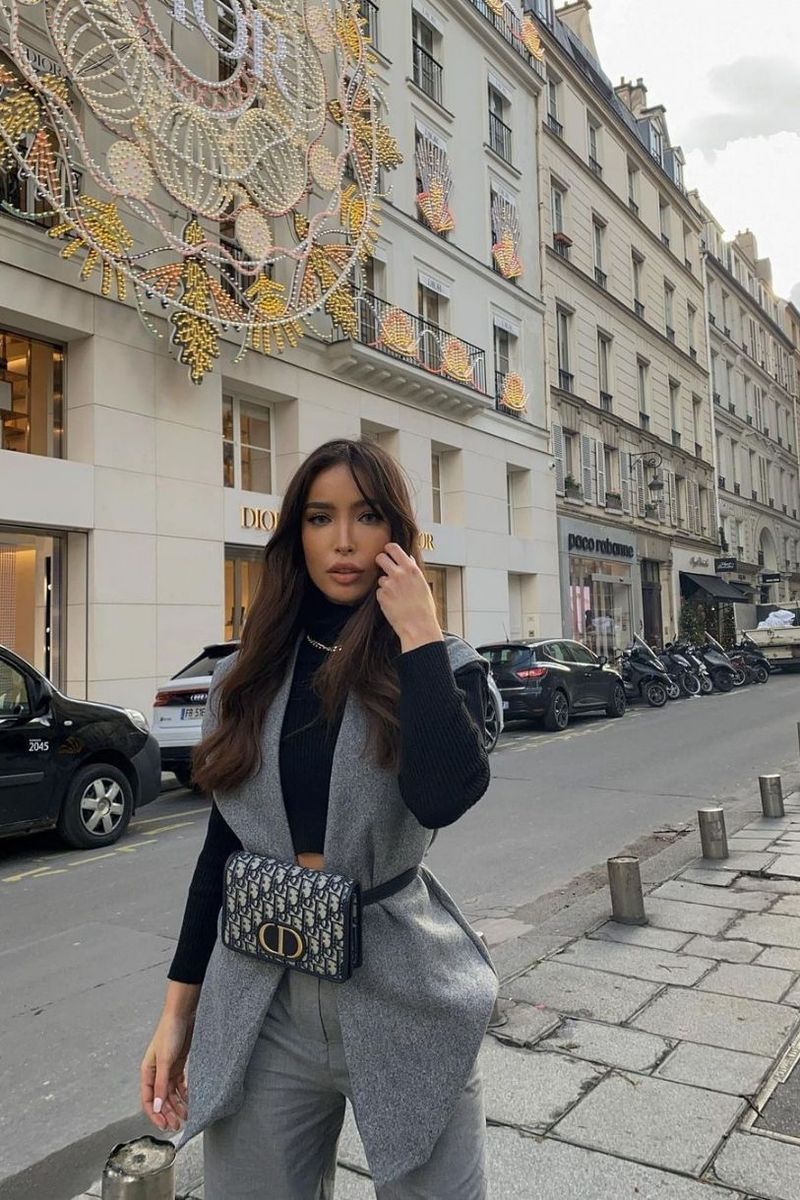 Sleeveless Wool Belted Blazer